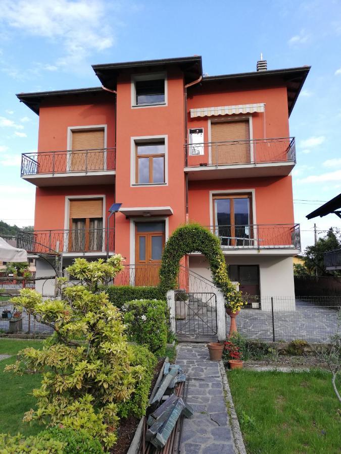 La Rosa Rossa Apartamento Cambiasca Exterior foto